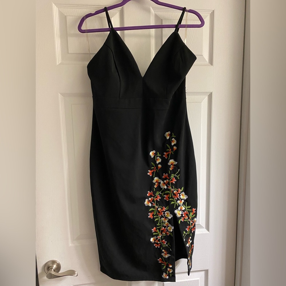 1X black embroidered dress